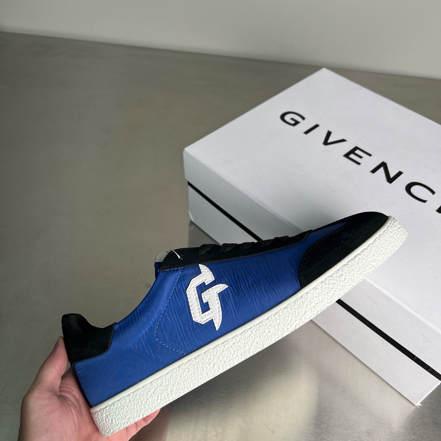 Givenchy Sneakers