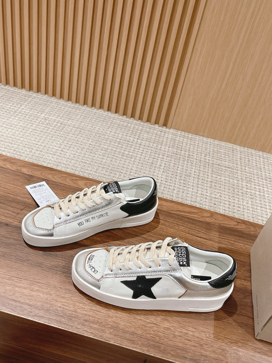 Golden Goose Sneaker