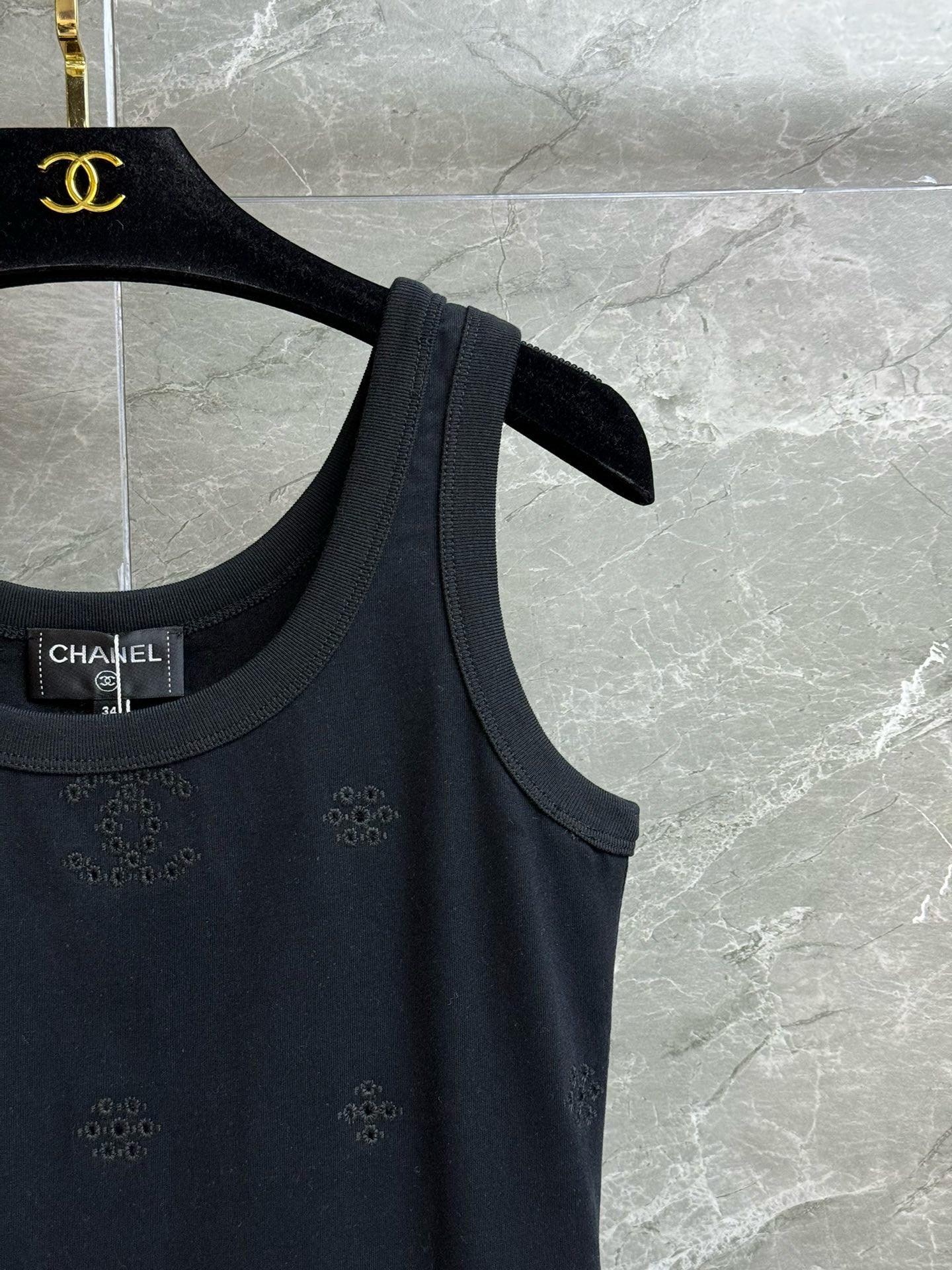 Chanel Singlet