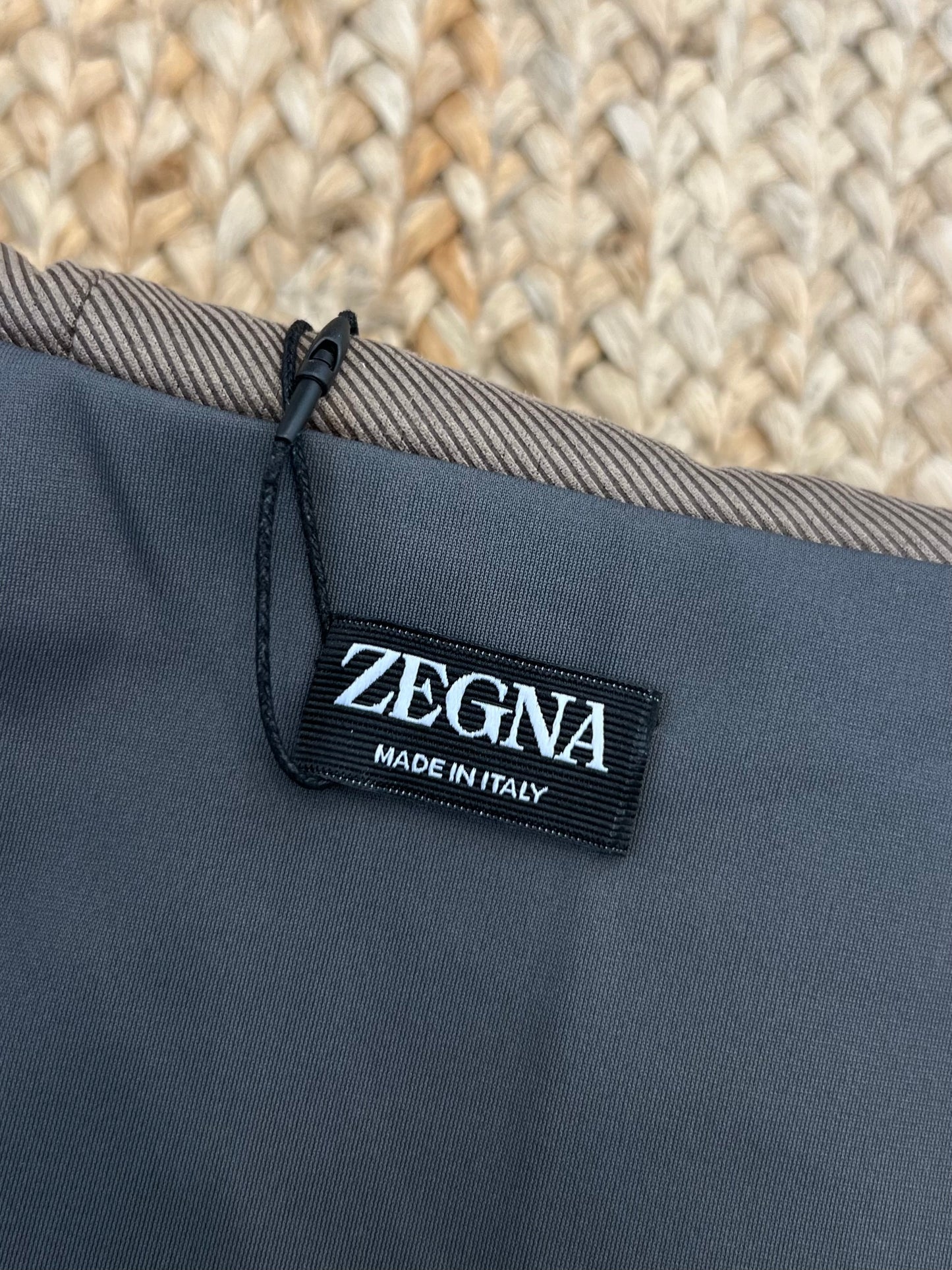 ZG Windbreaker