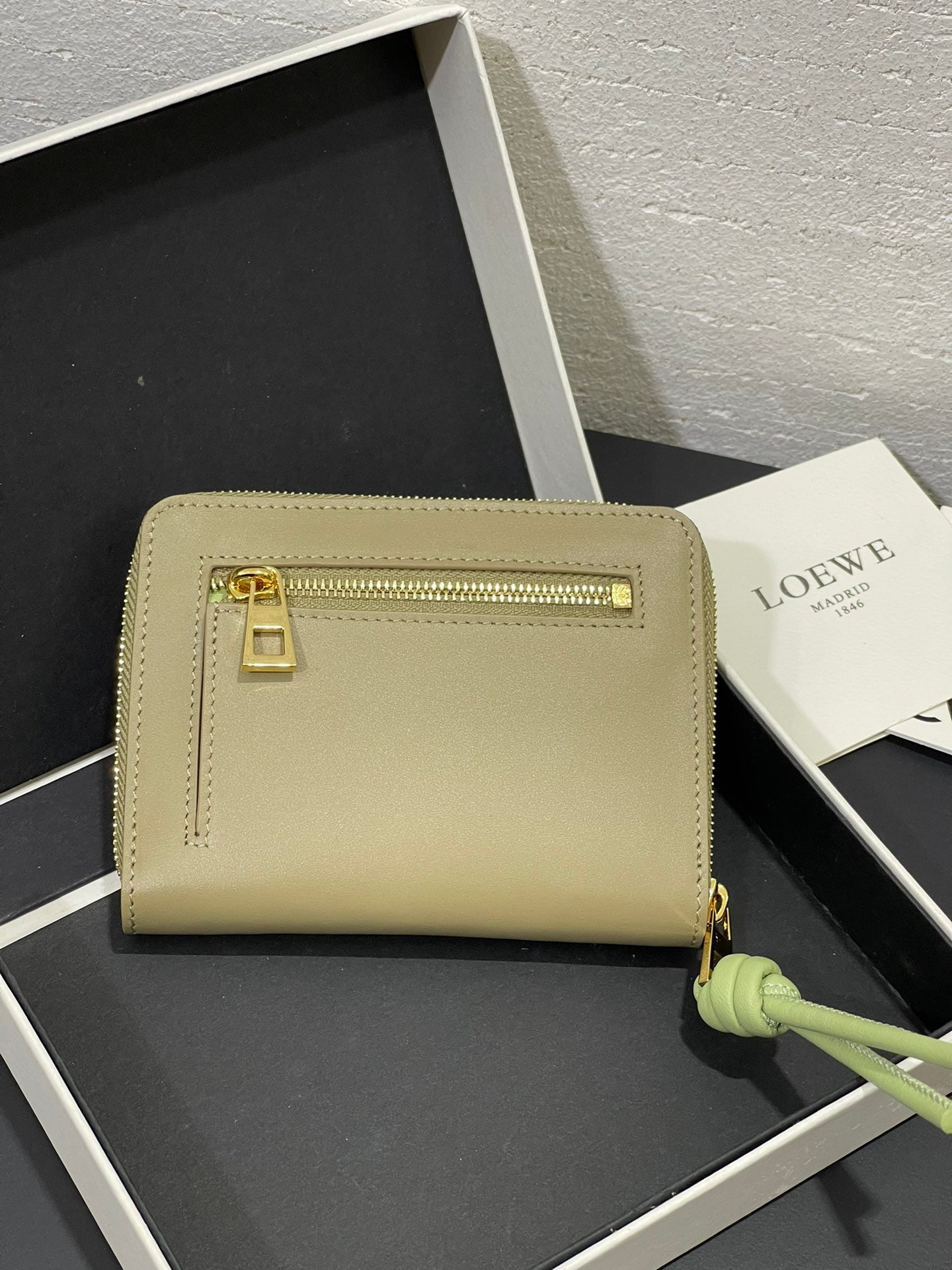 Loewe Wallet