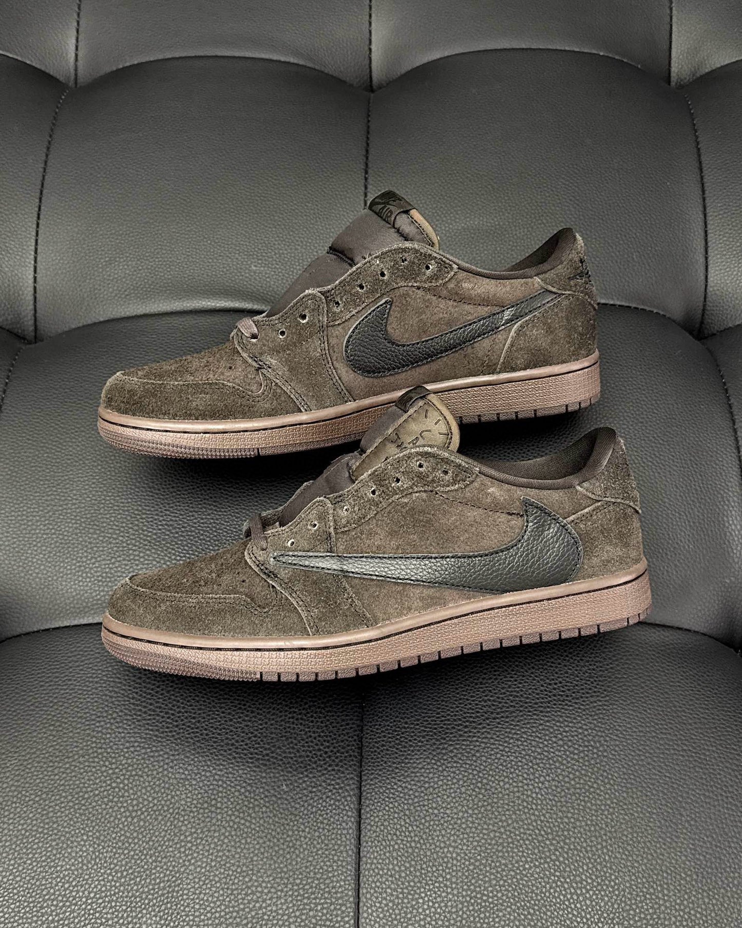 Travis Scott “Velvet Brown” X AJ 1 Low
