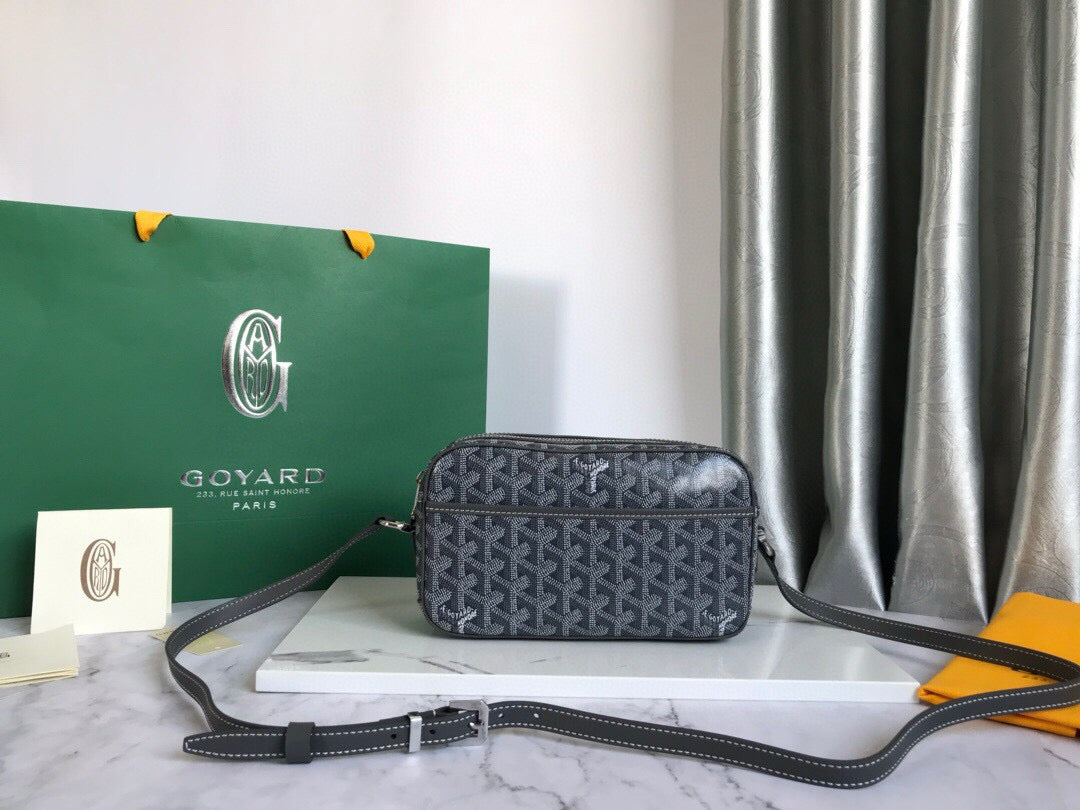 GOYARD CAP-VERT PM BAG