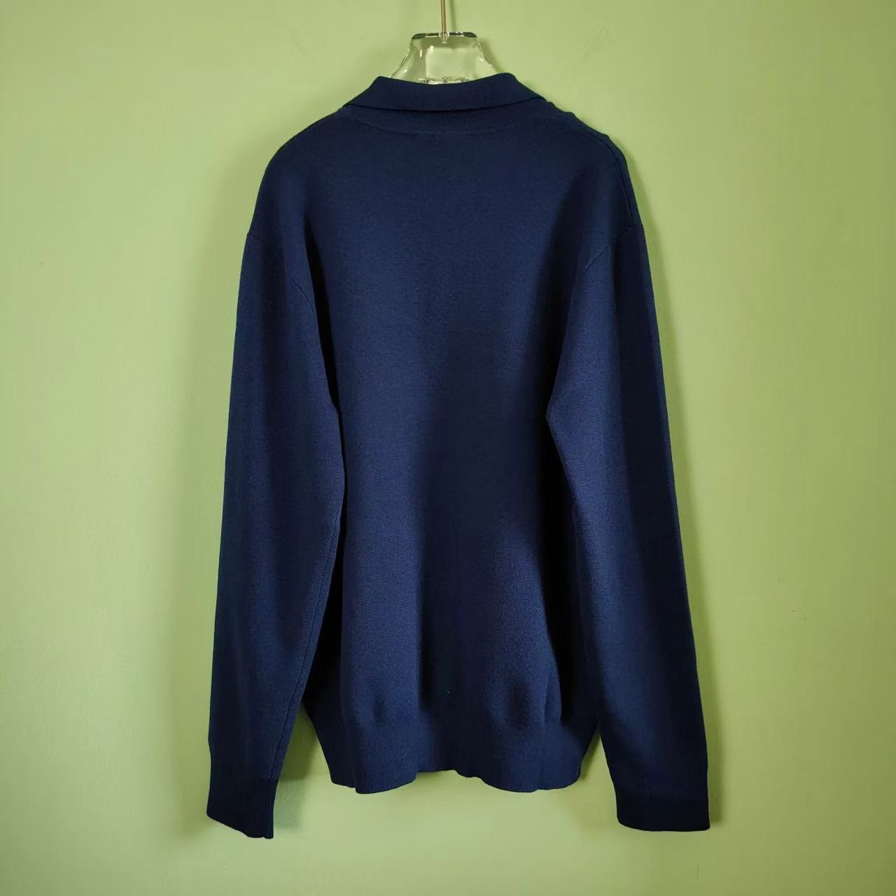 LP Sweater (Chest 100)