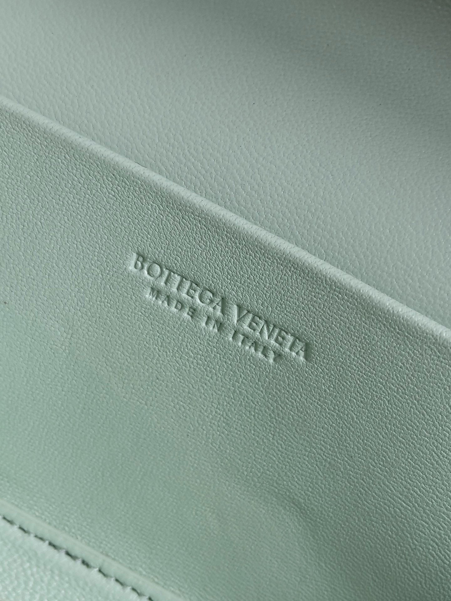 BV Bang Bang Vanity Case Bag