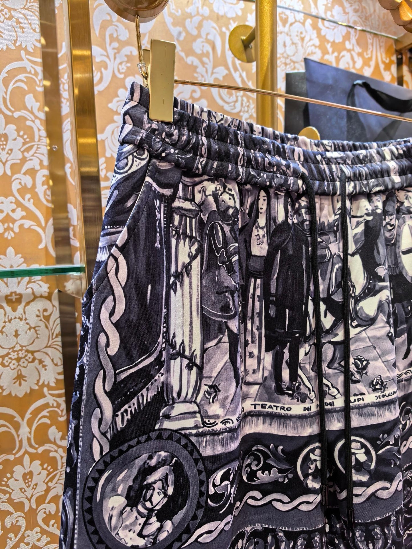 Dolce & Gabbana Short Pants
