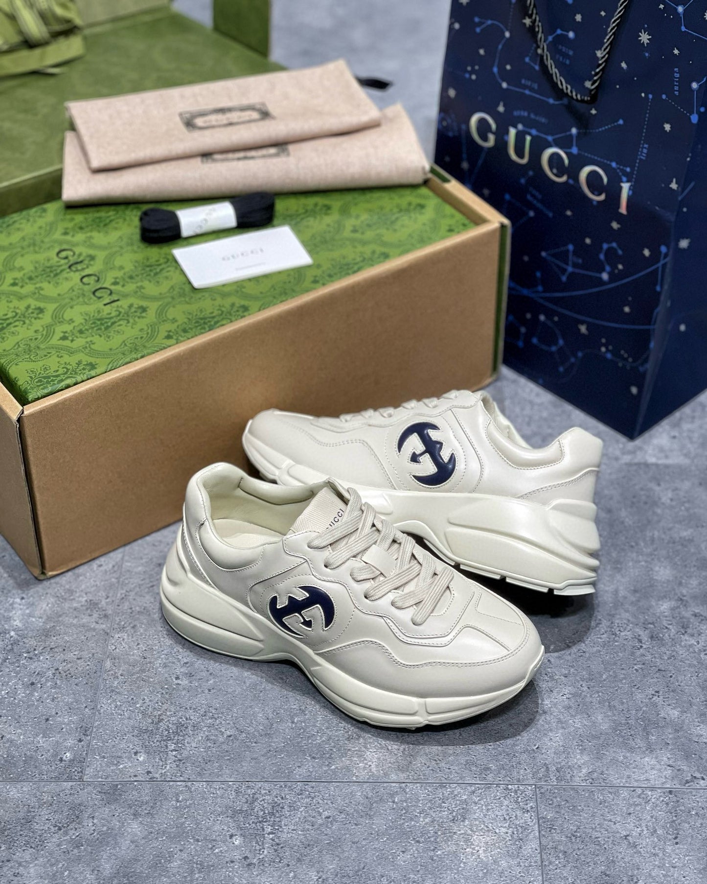 Gucci Sneakers