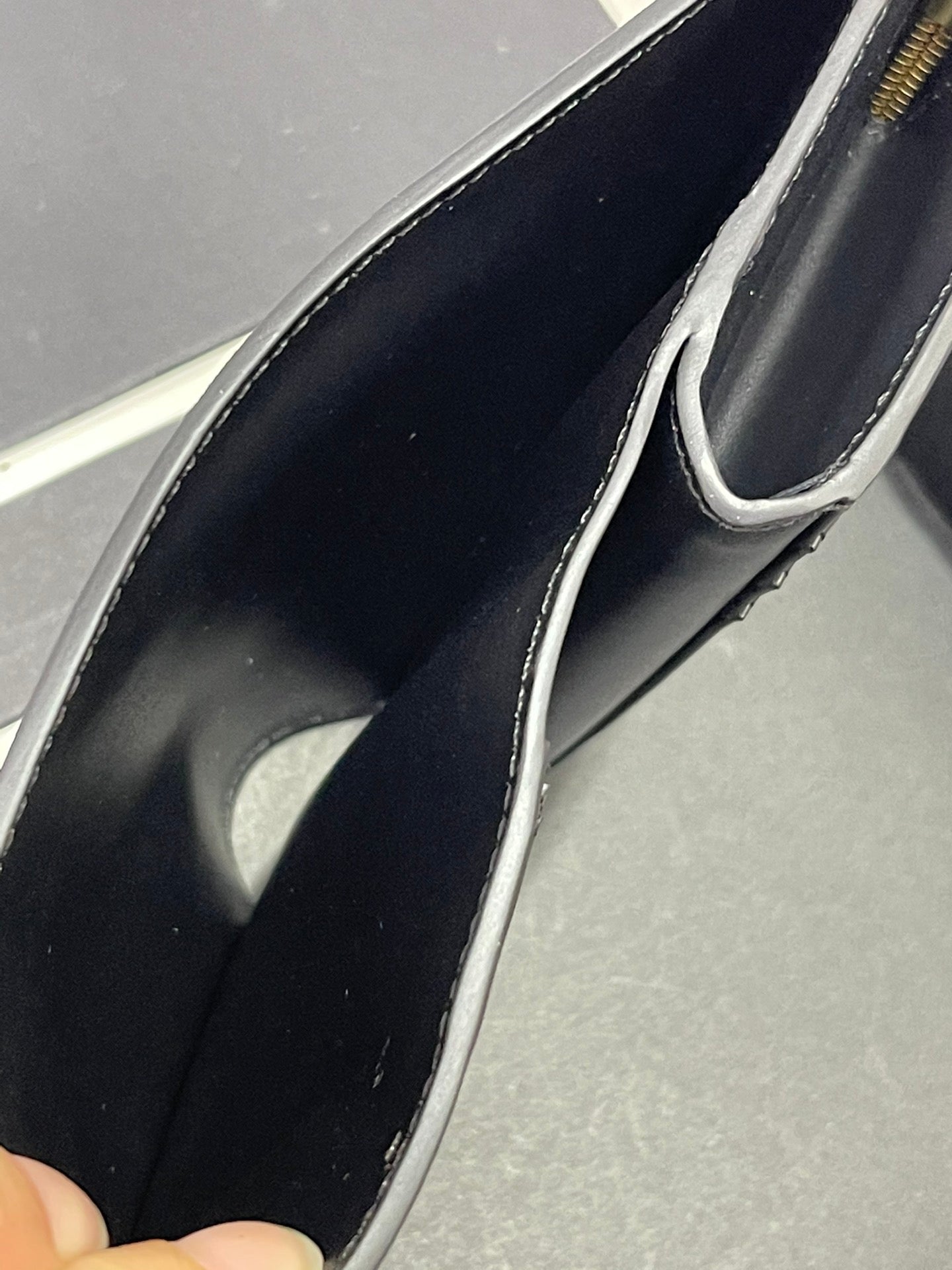 Loewe Wallet