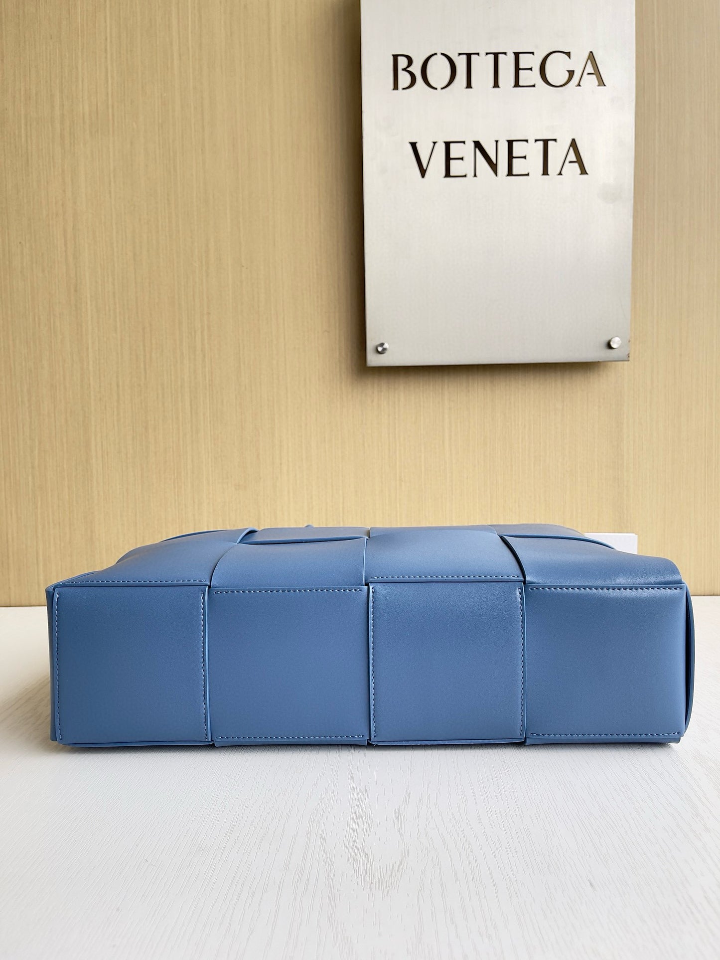 BV Arco Tote Bag
