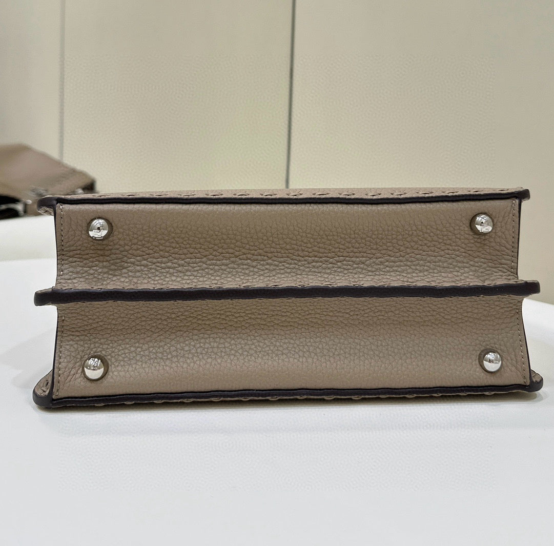 Fendi Peekaboo Bag (Small)