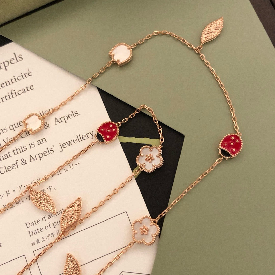 Van Cleef & Arpels Necklace