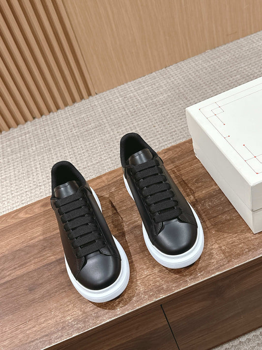 Alexander McQueen Sneakers