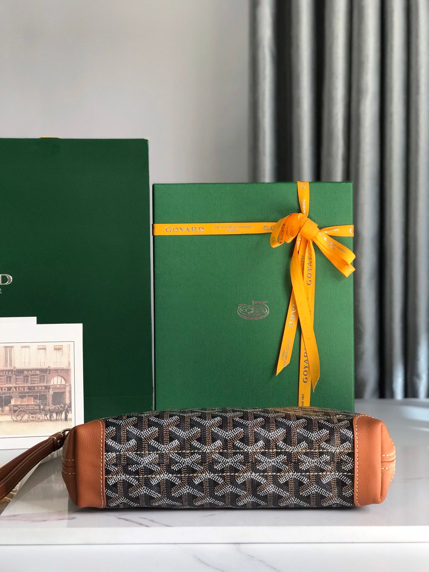 Goyard Conti