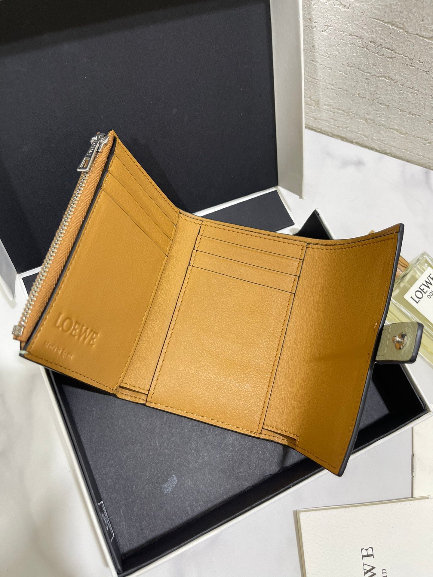 Loewe Wallet