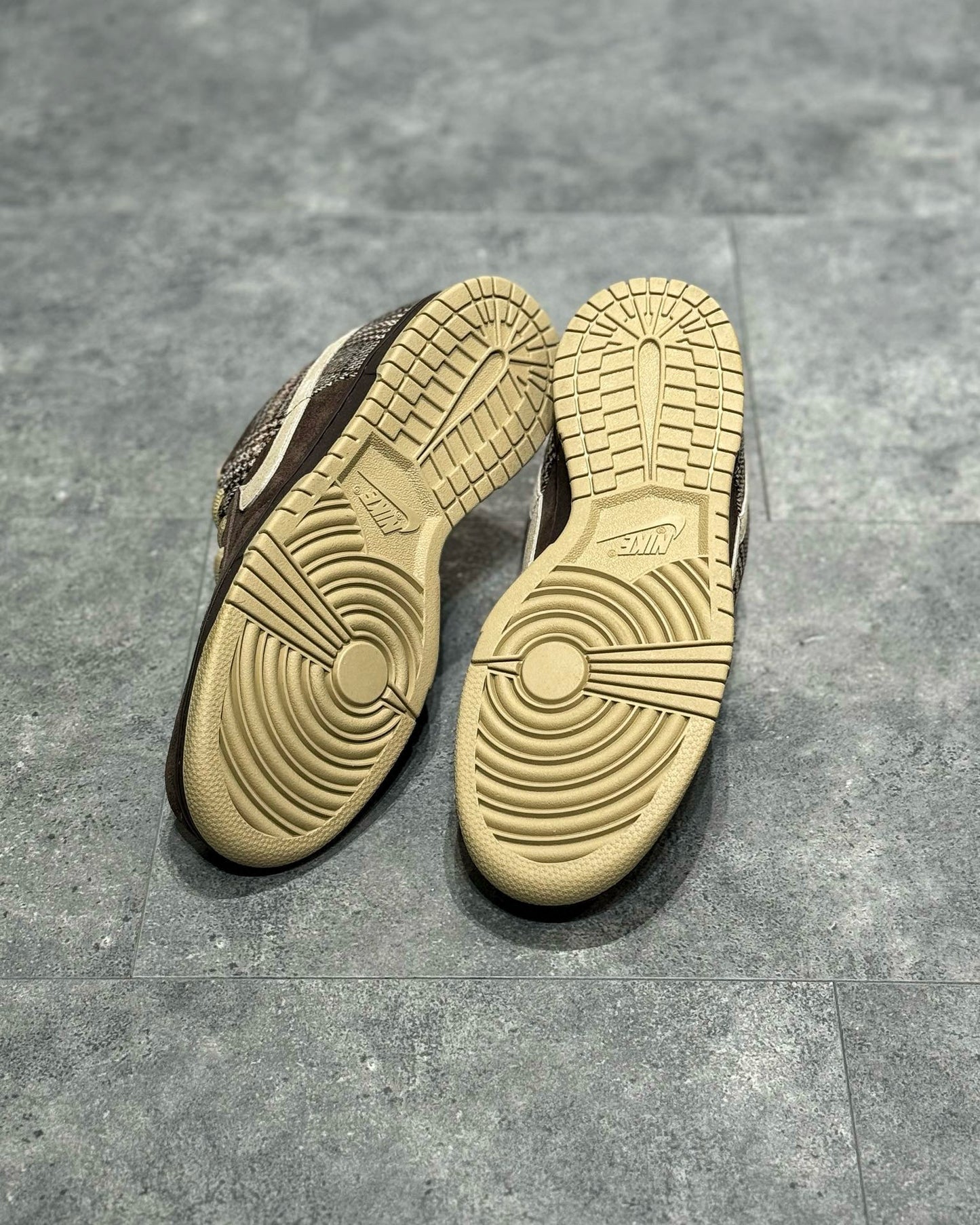 Nike SB Dunk Low Treed