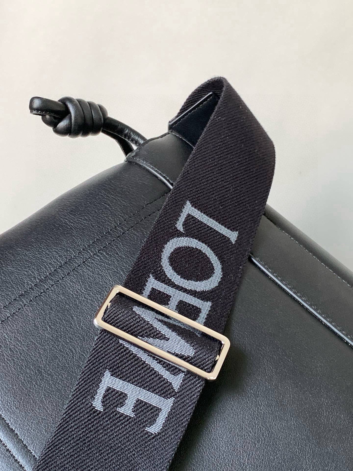 Loewe Messenger Bag