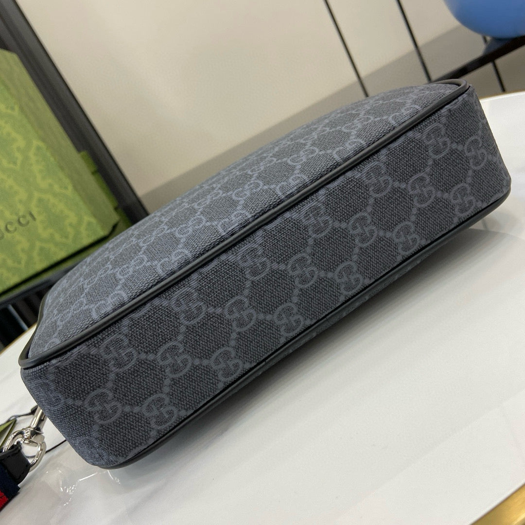 GC Messenger Bag Man