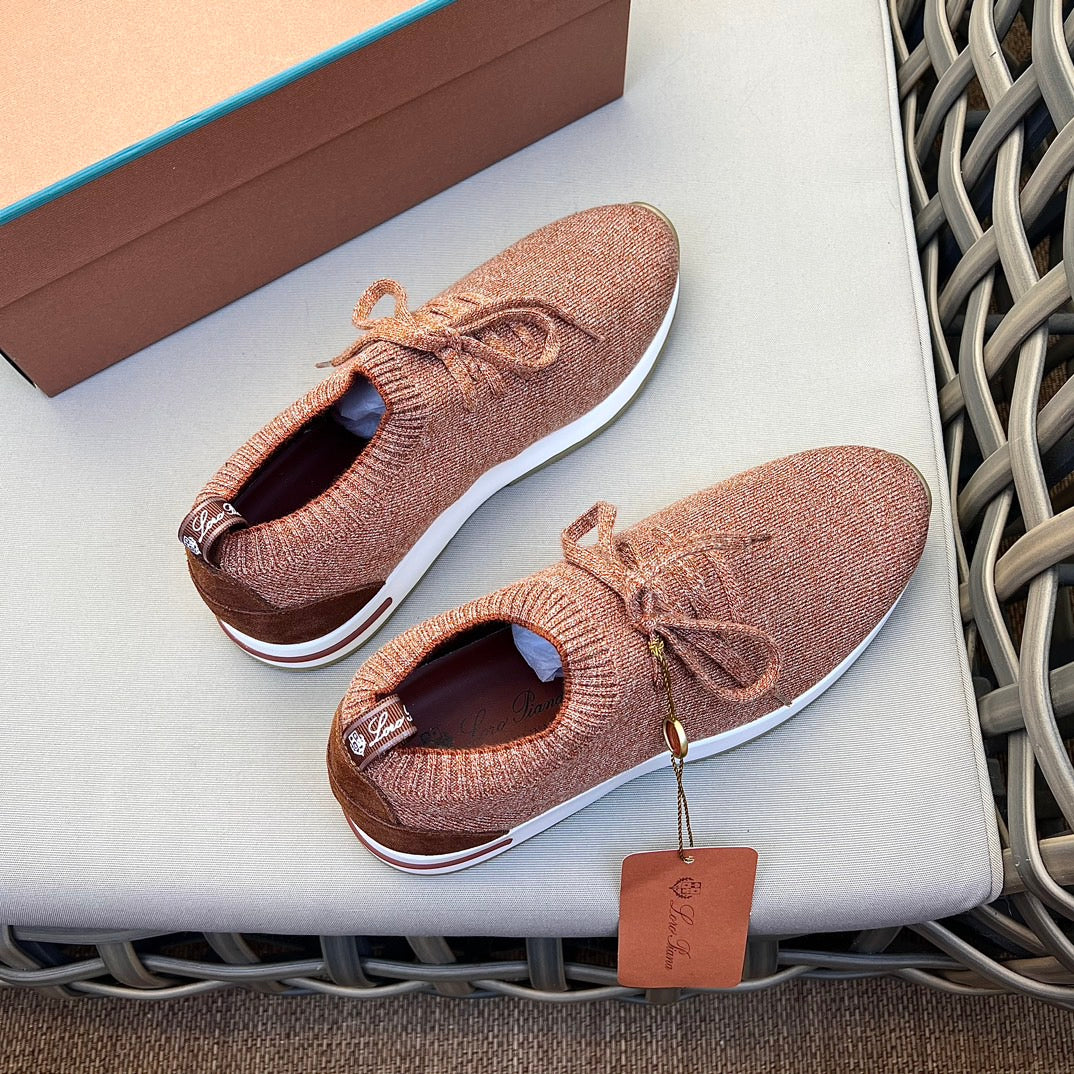 LP Sneakers