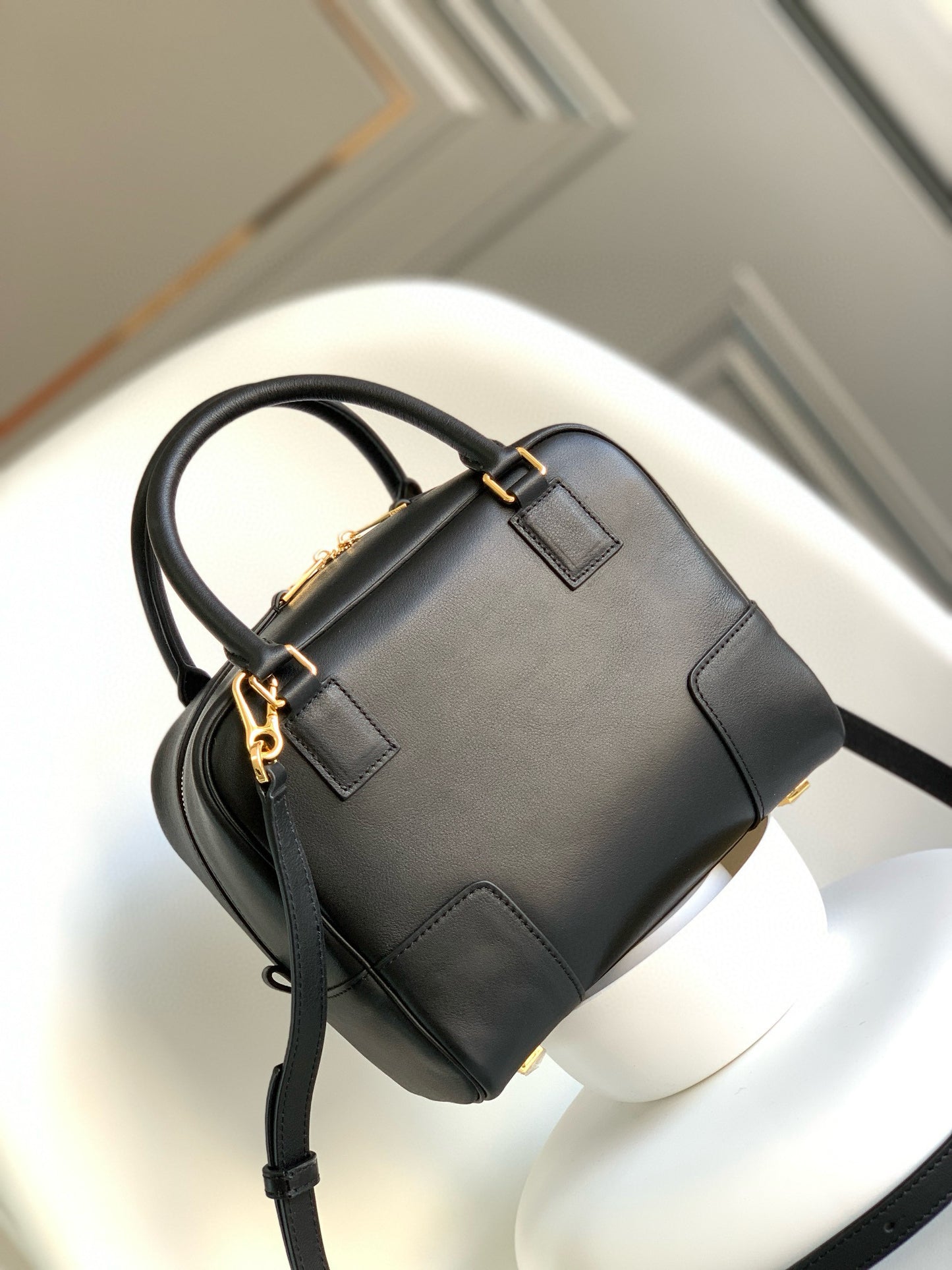 Loewe Amazona 16