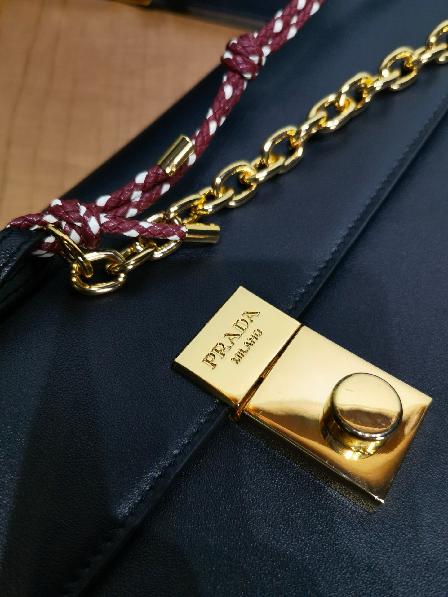 Prada Soft Sound Handbag 24x13.5x16cm