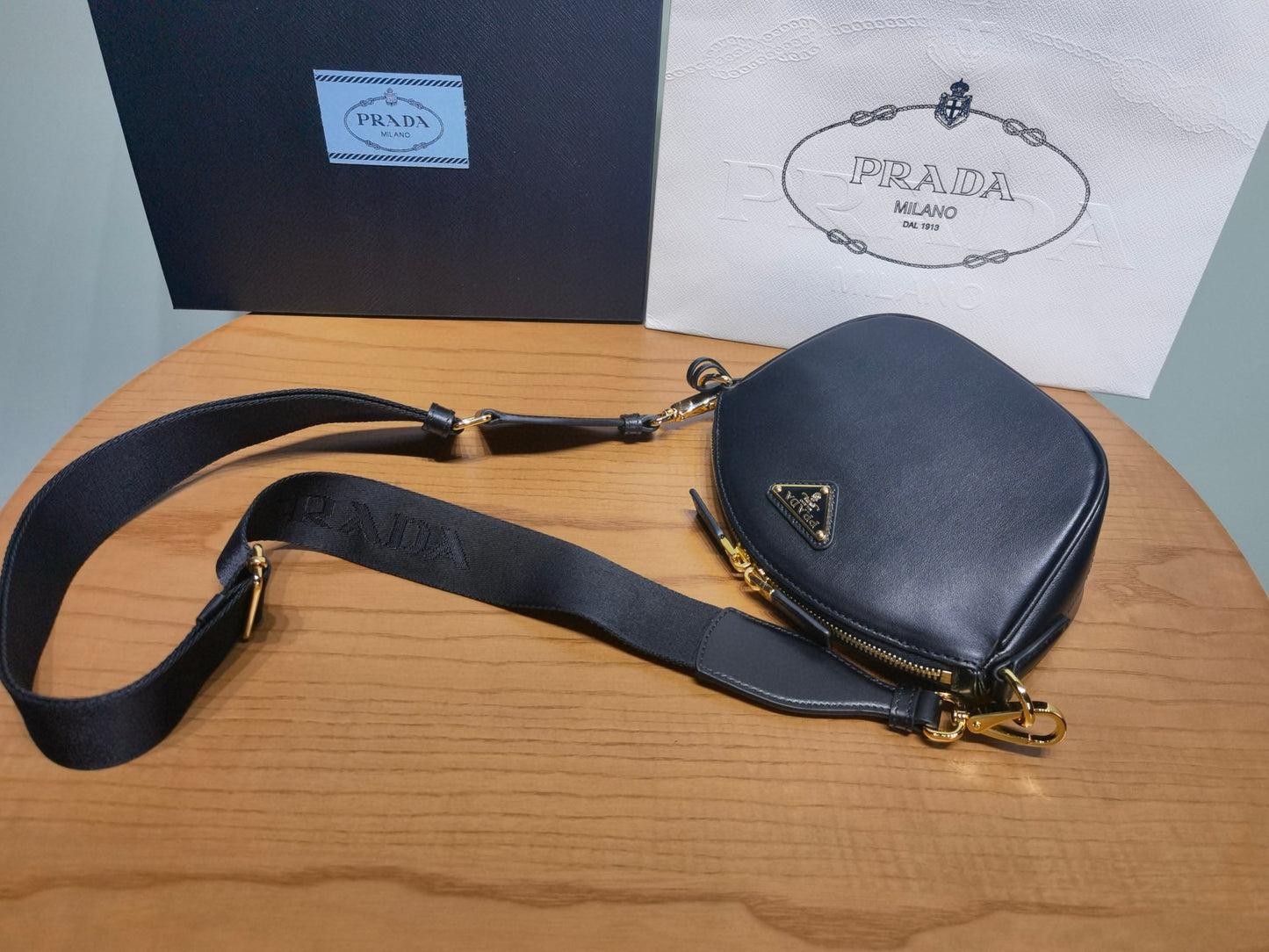 Prada Shoulder Bag 18x15x8cm