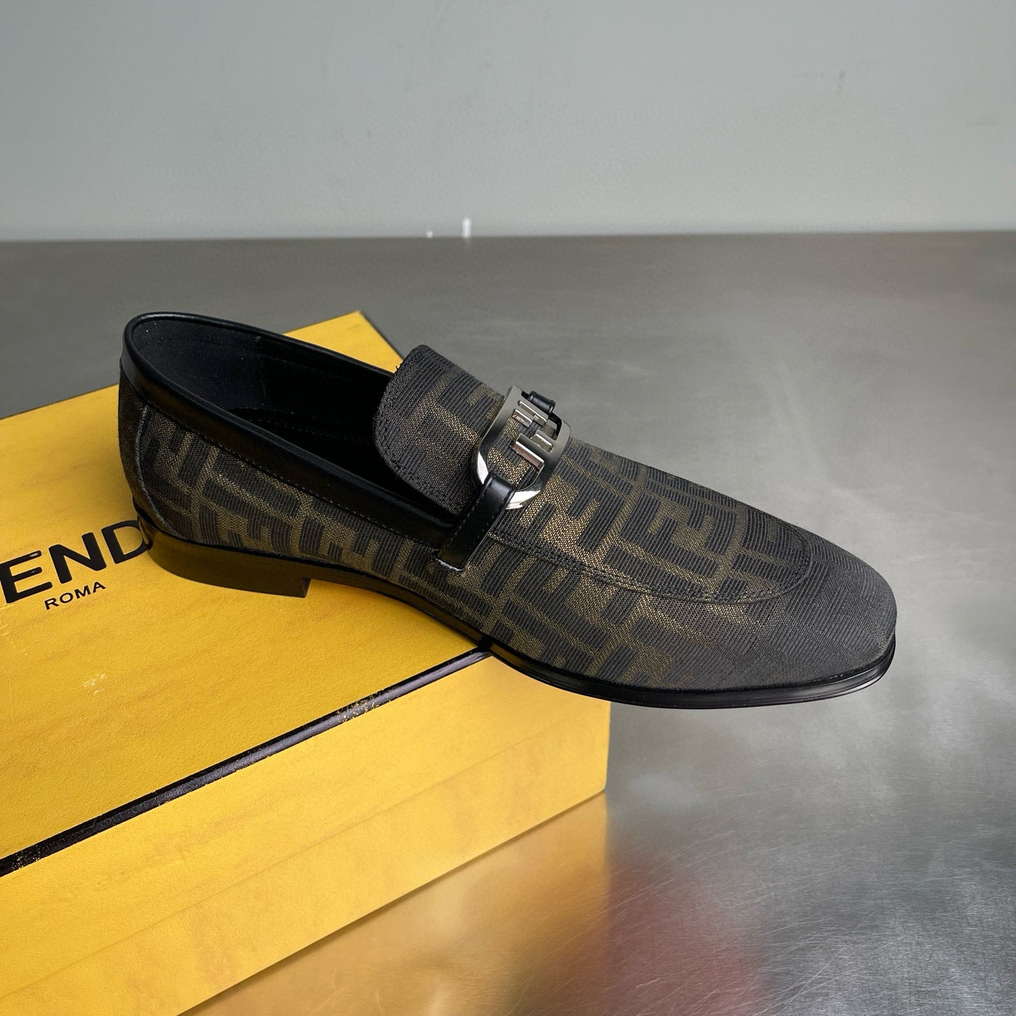 Fendi Loafer