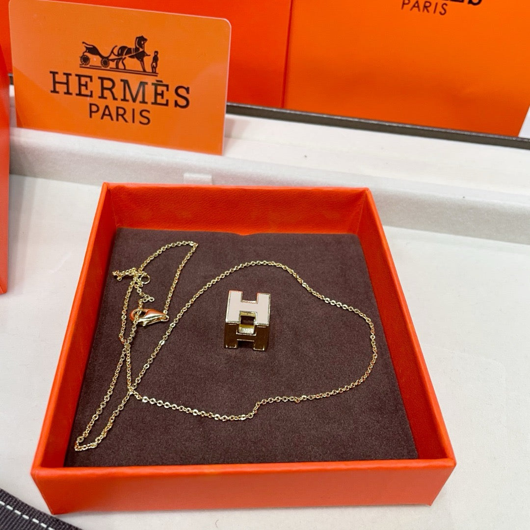 Collar Hermes