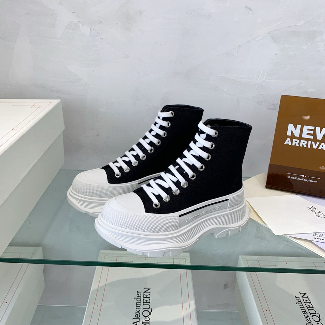 Alexander McQueen Sneakers