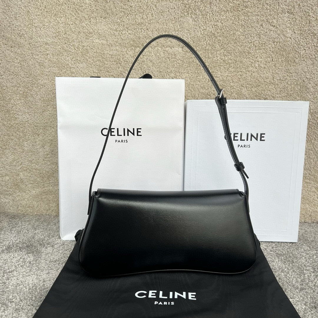 Celine Triomphe Hobo