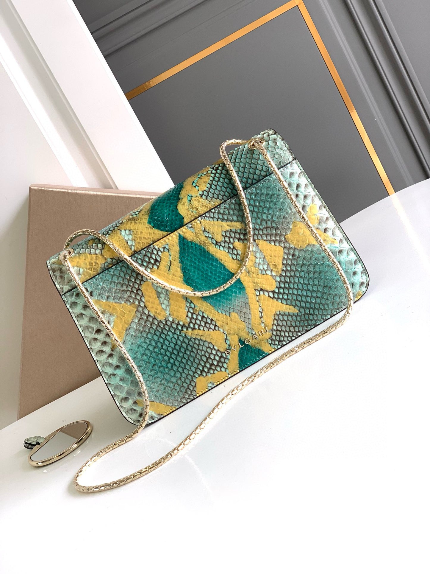 Bvlgari Serpenti Forever Bag(25CM*16.5CM*8CM)