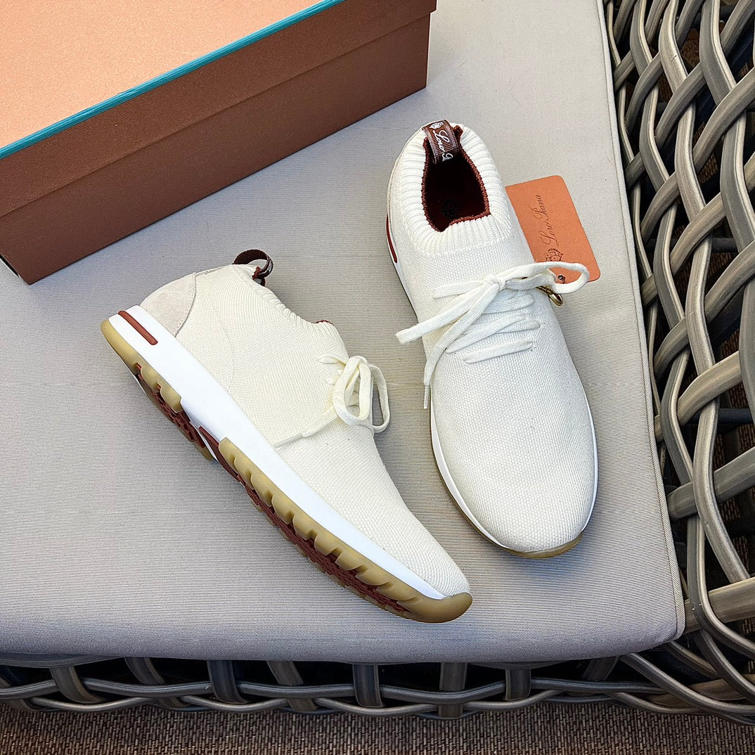 LP Sneakers