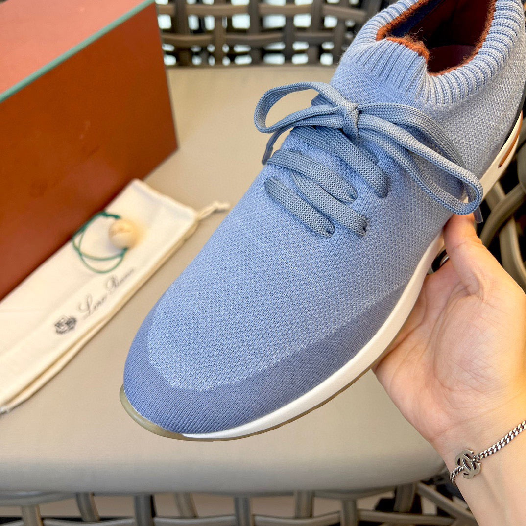 LP Sneakers