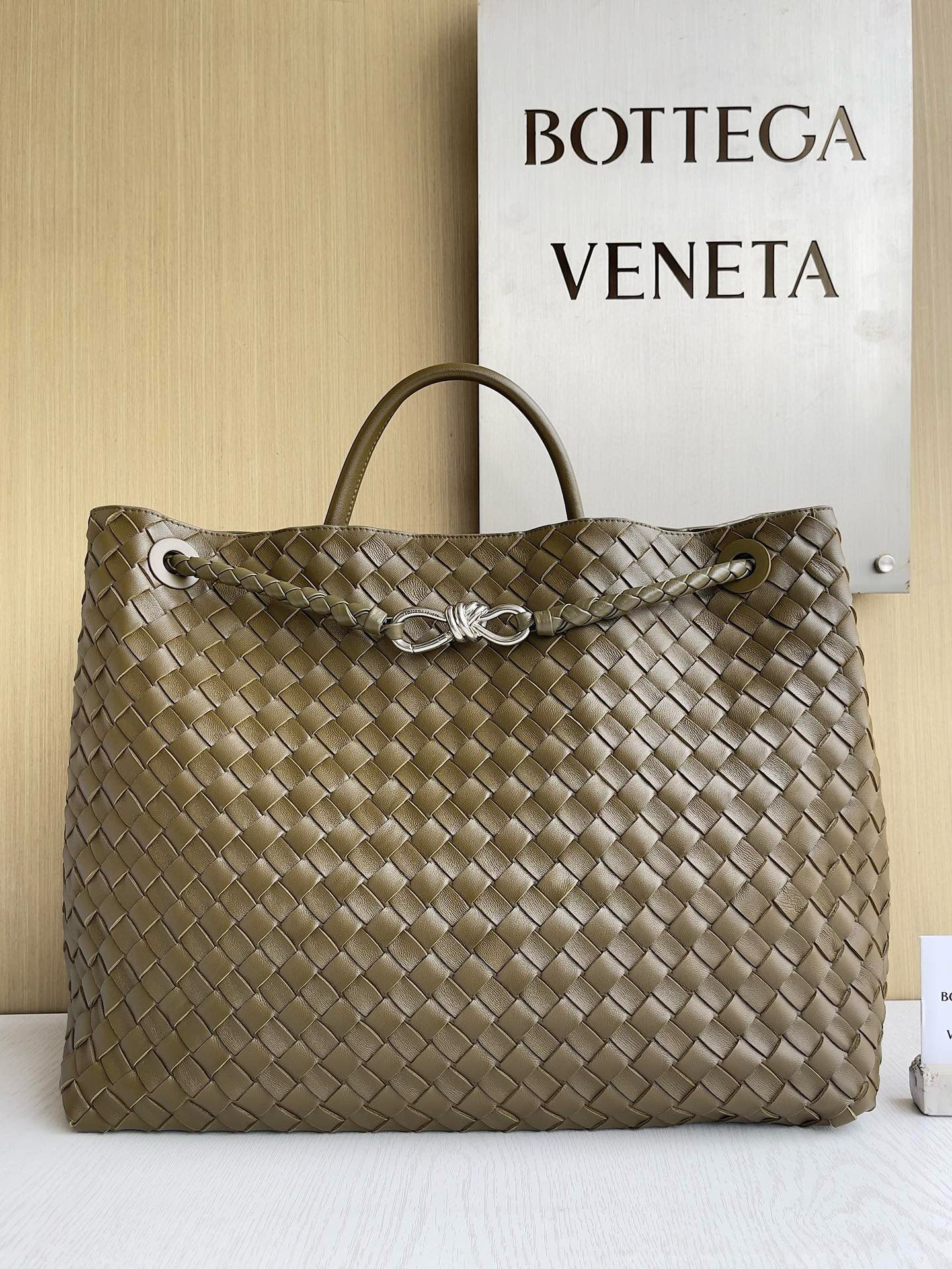 Bottega Veneta Shoulder Bag