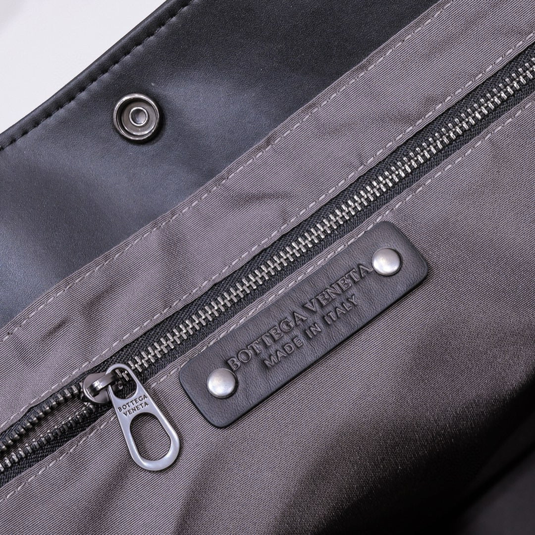 BV BRIEFCASE