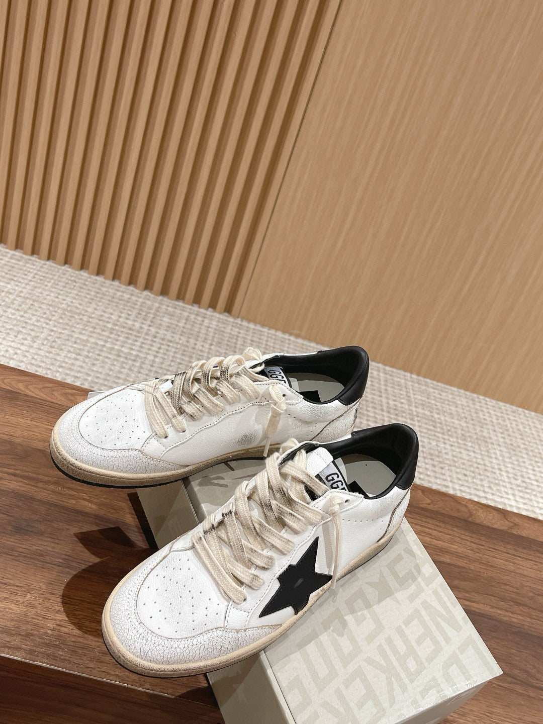 Golden Goose Sneaker