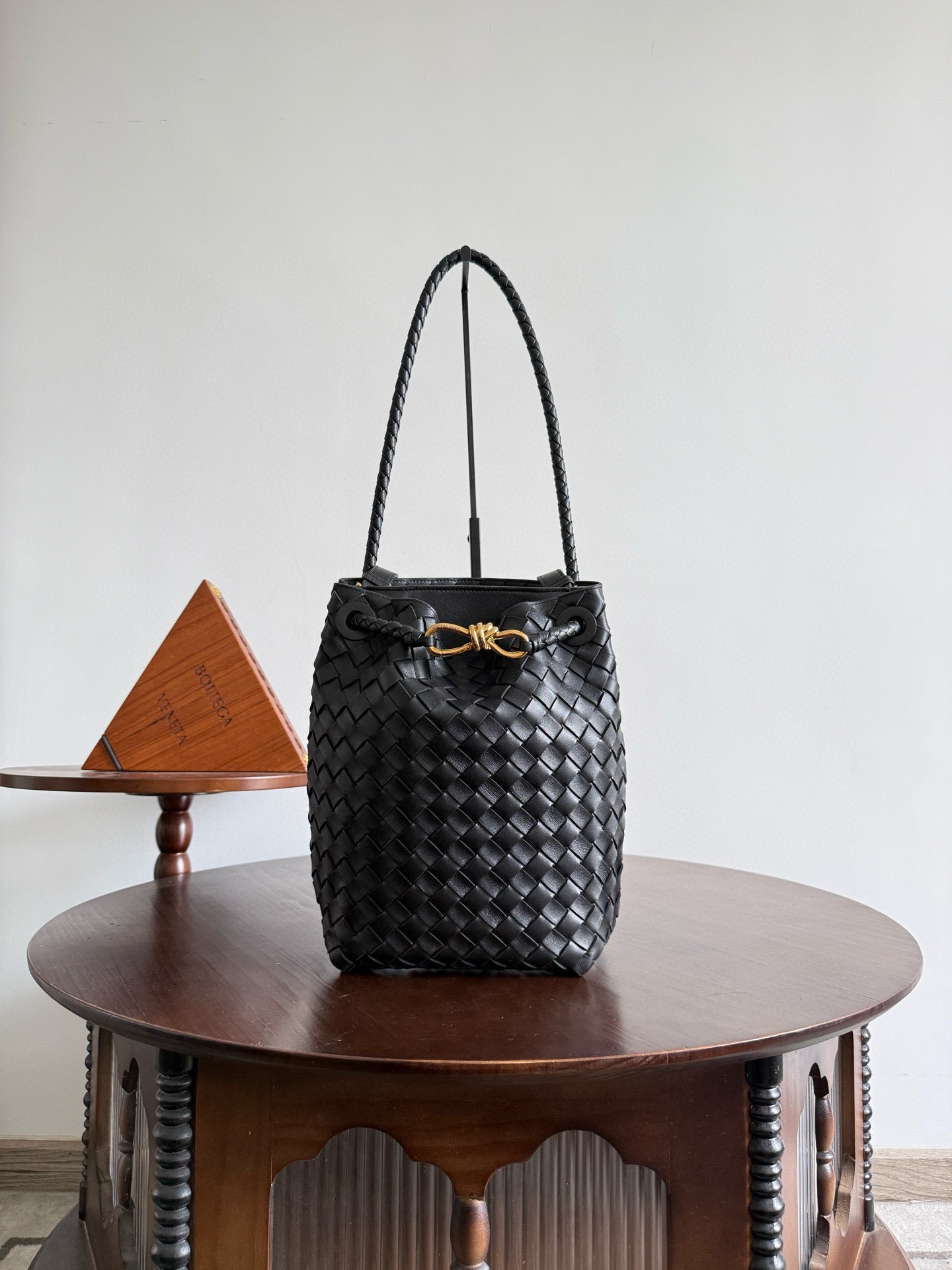 Bottega Veneta Andiamo Bucket