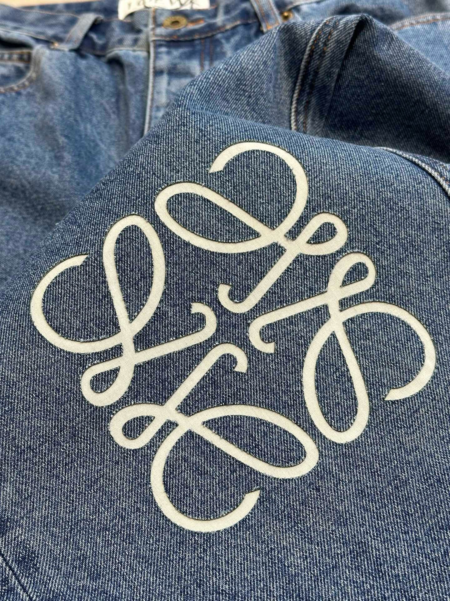 Loewe Jean