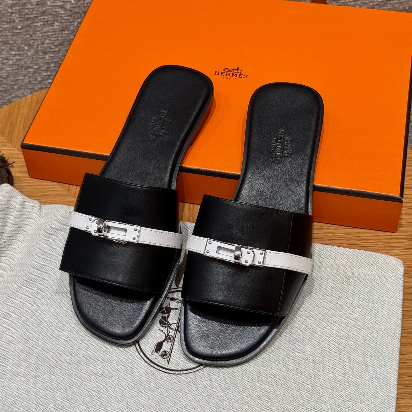 Hermes Sandals