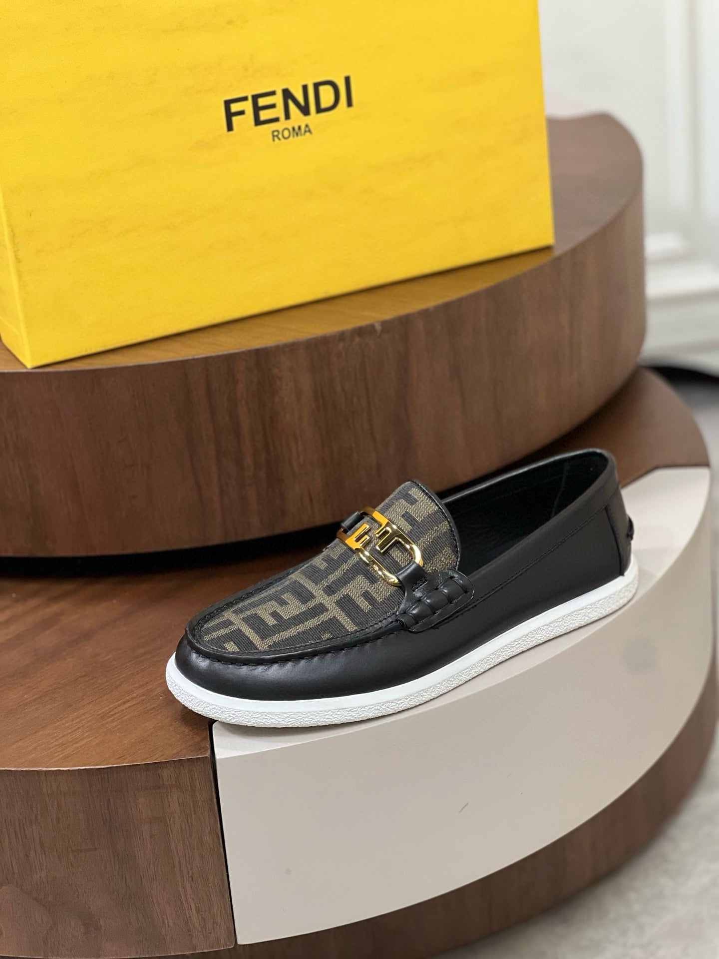 Fendi Loafer