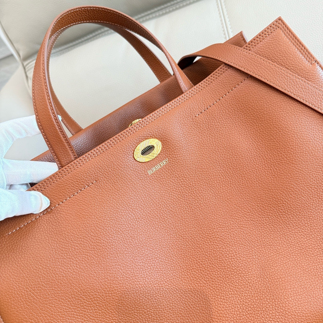 Burberry Cotswold Bag(39.5CM*17CM*28.5CM)