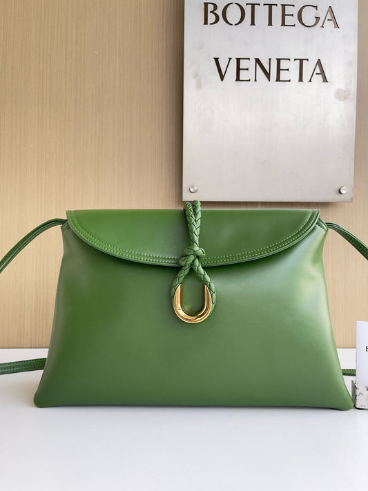BV Liberta Crossbody Bag