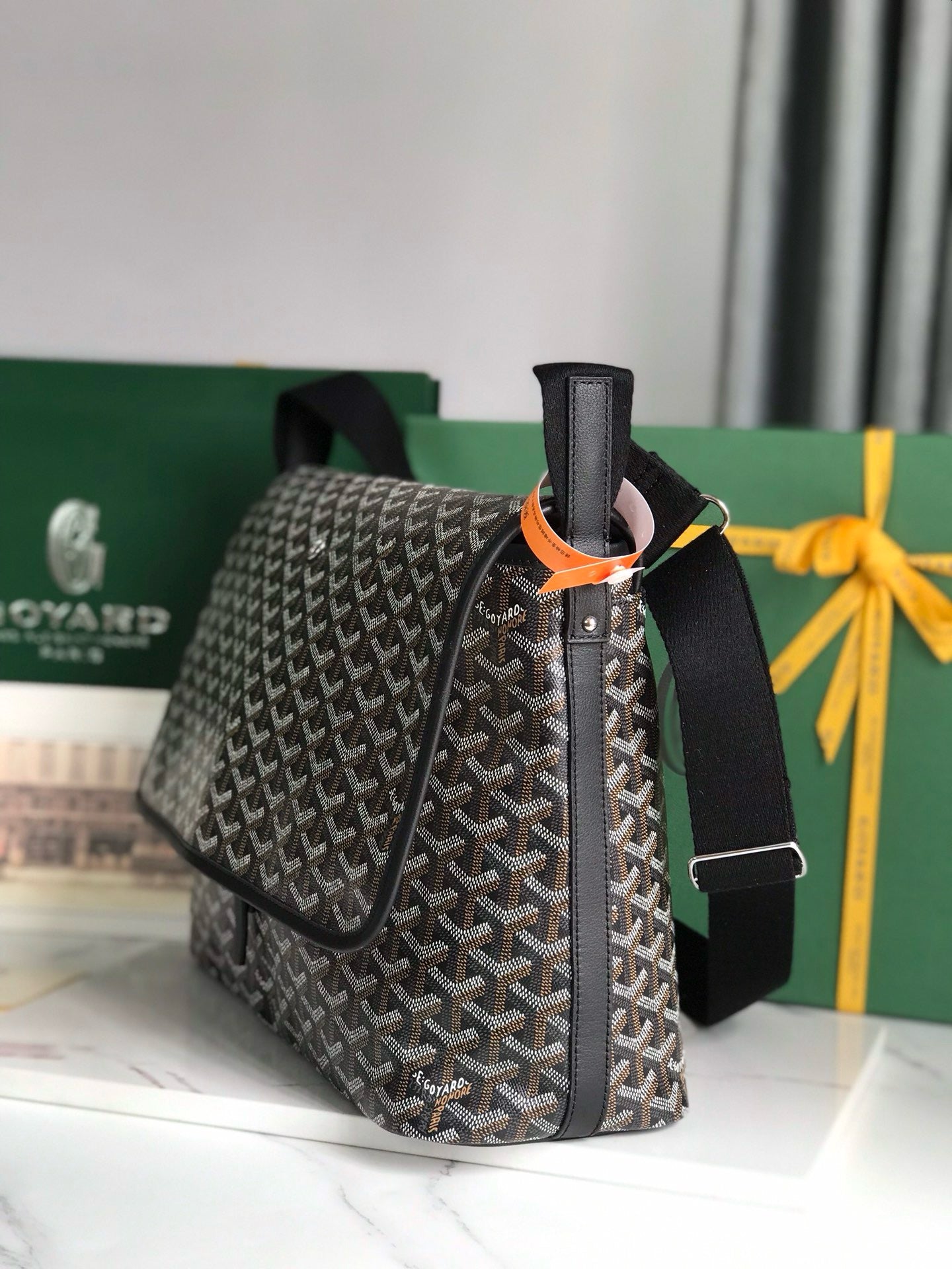 Goyard Messenger Bag 35x26x7.5cm