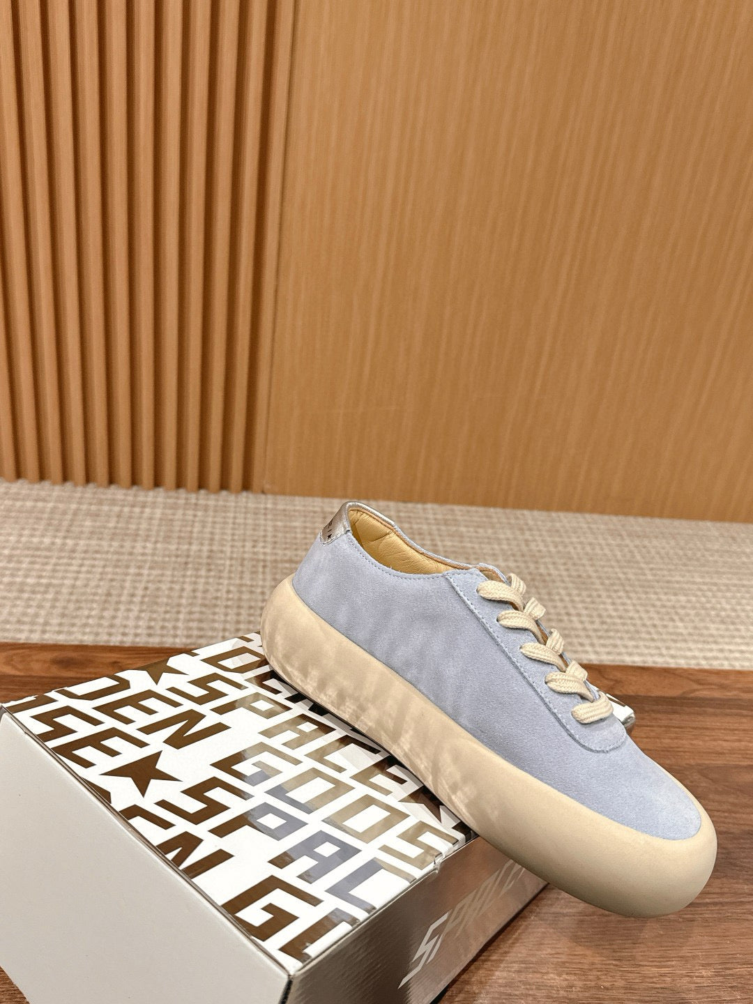 Golden Goose Sneaker