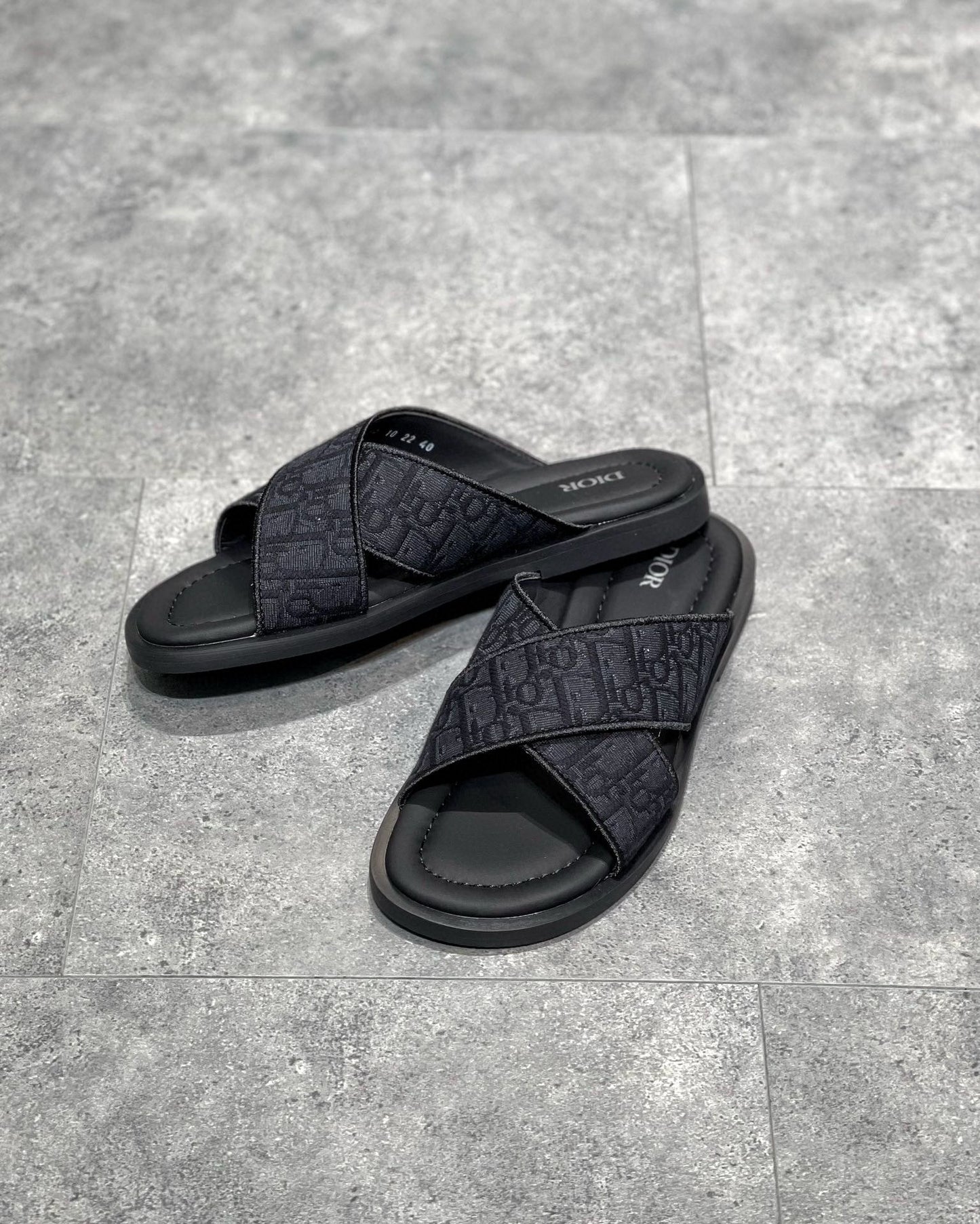 CD SANDALS