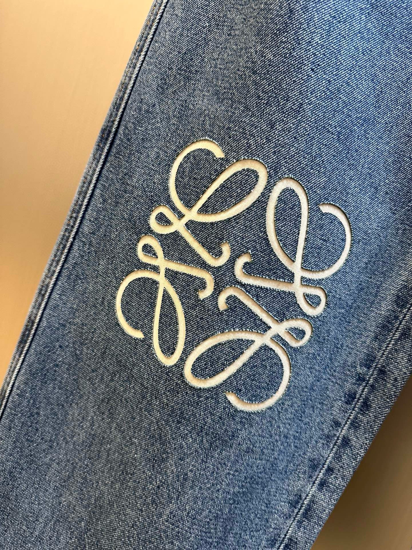 Loewe Jean