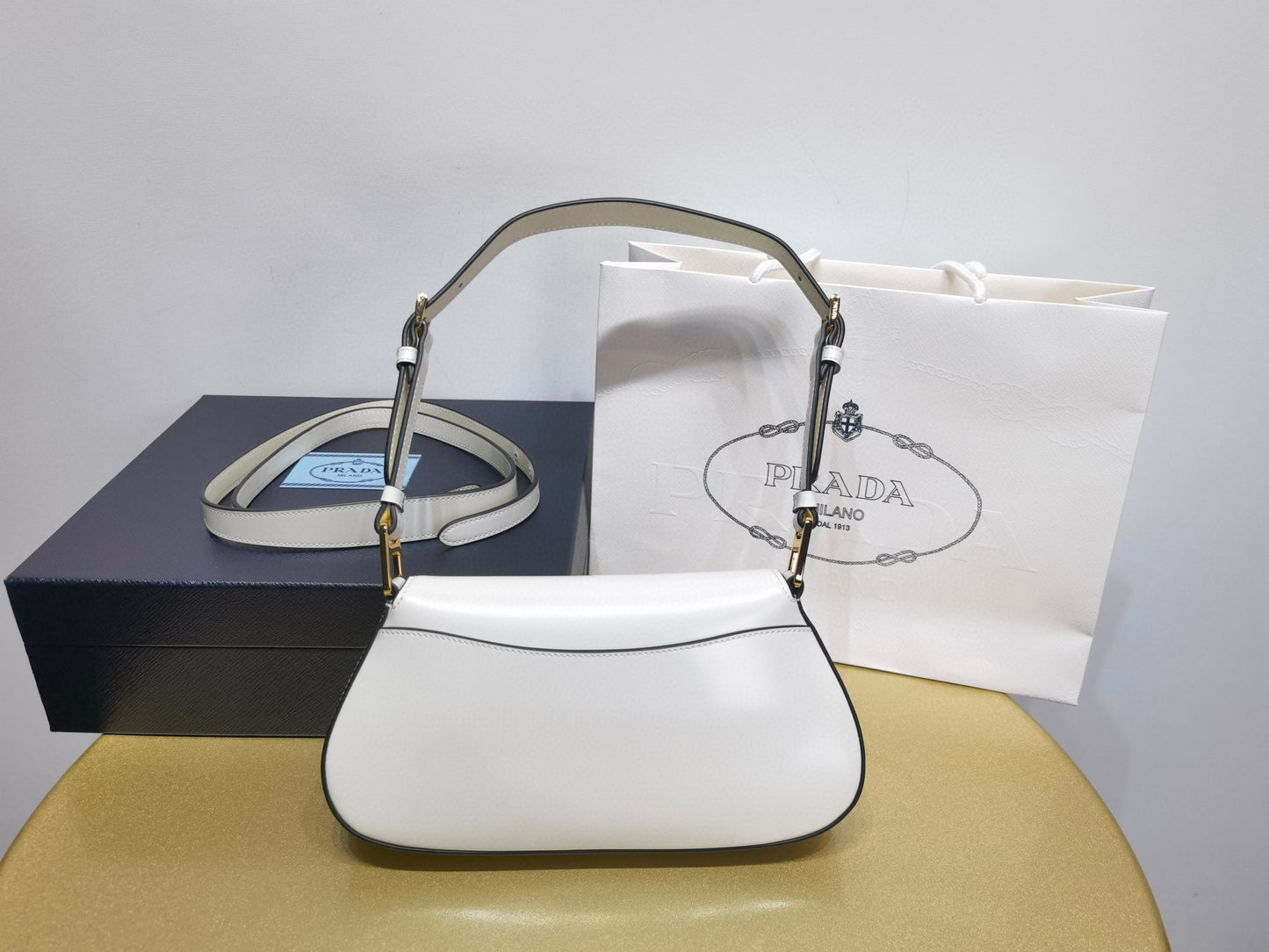 Prada Shoulder Bag 24x11x4cm