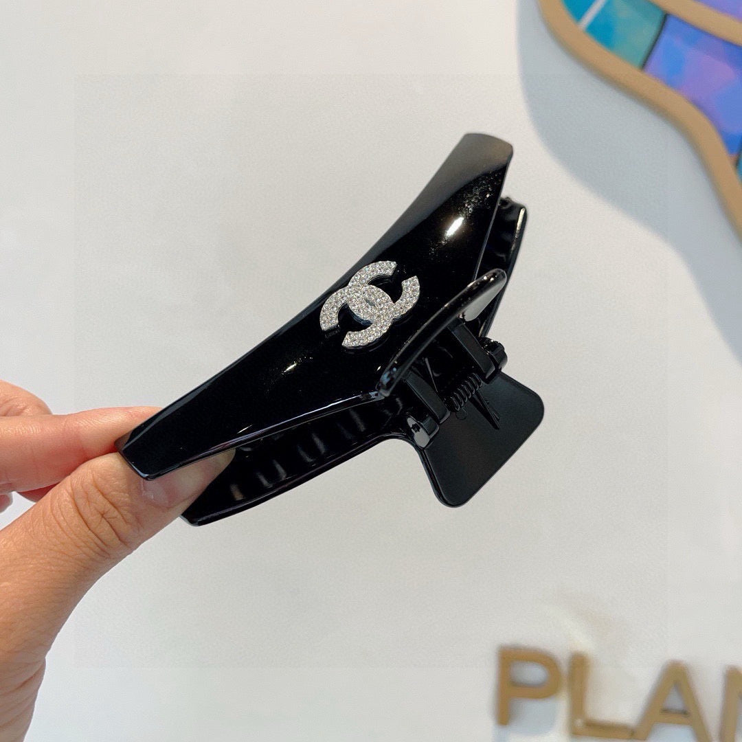 Chanel Hairpin