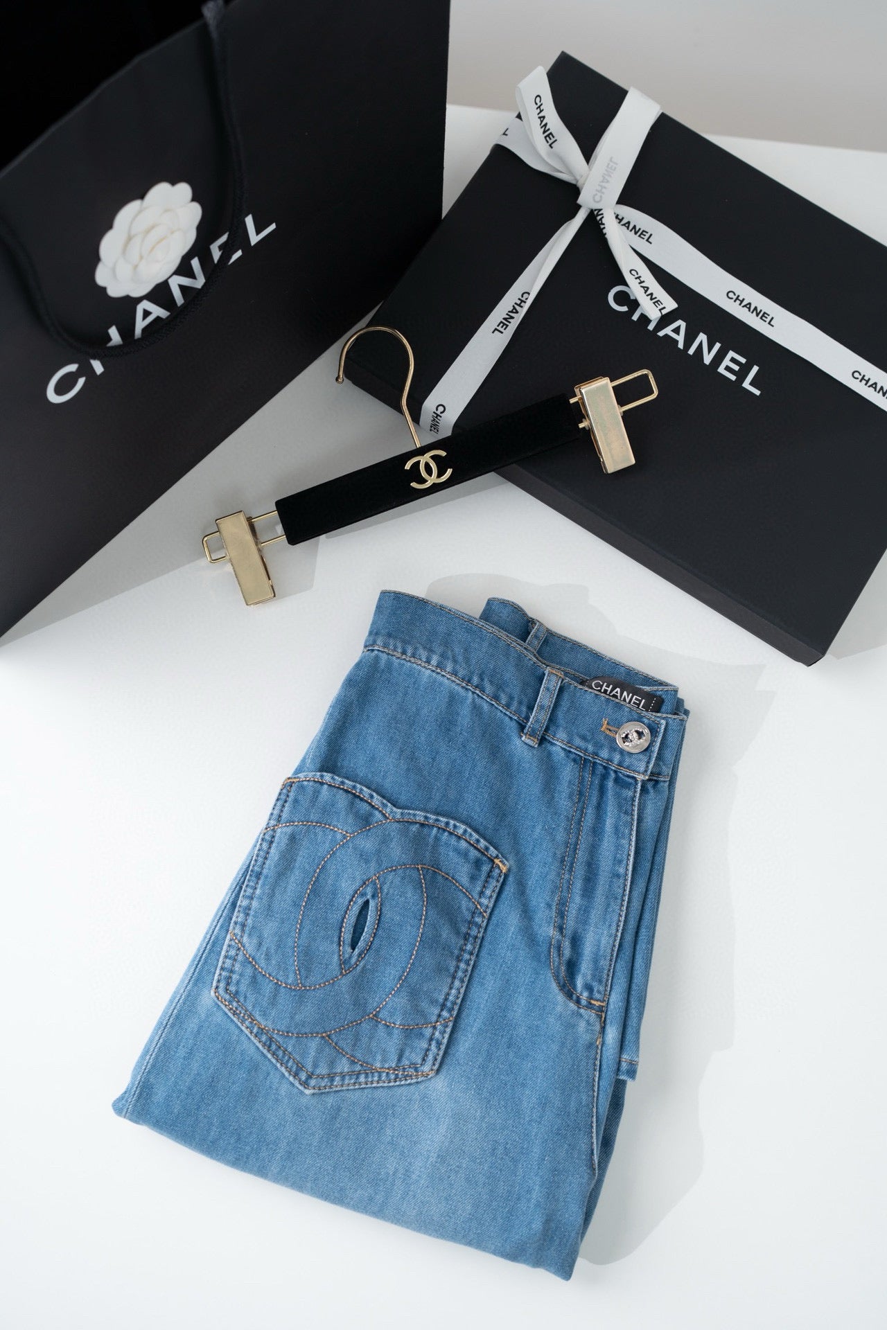 Chanel Long Jeans