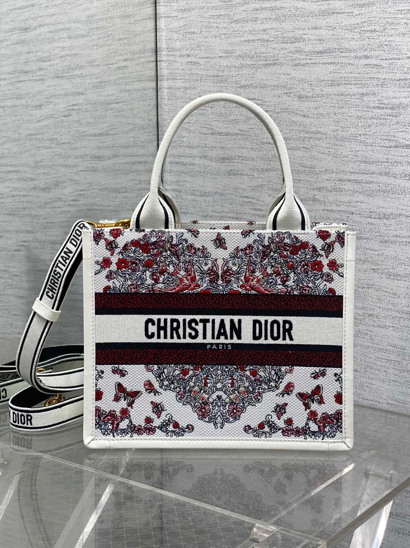 Dior Tote  26x12x21cm