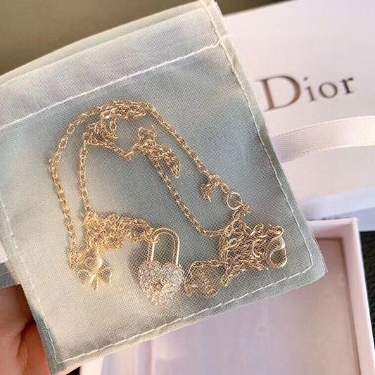 Collar Dior